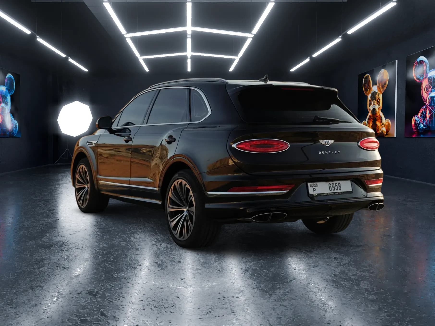 Bentley Bentayga - image 2