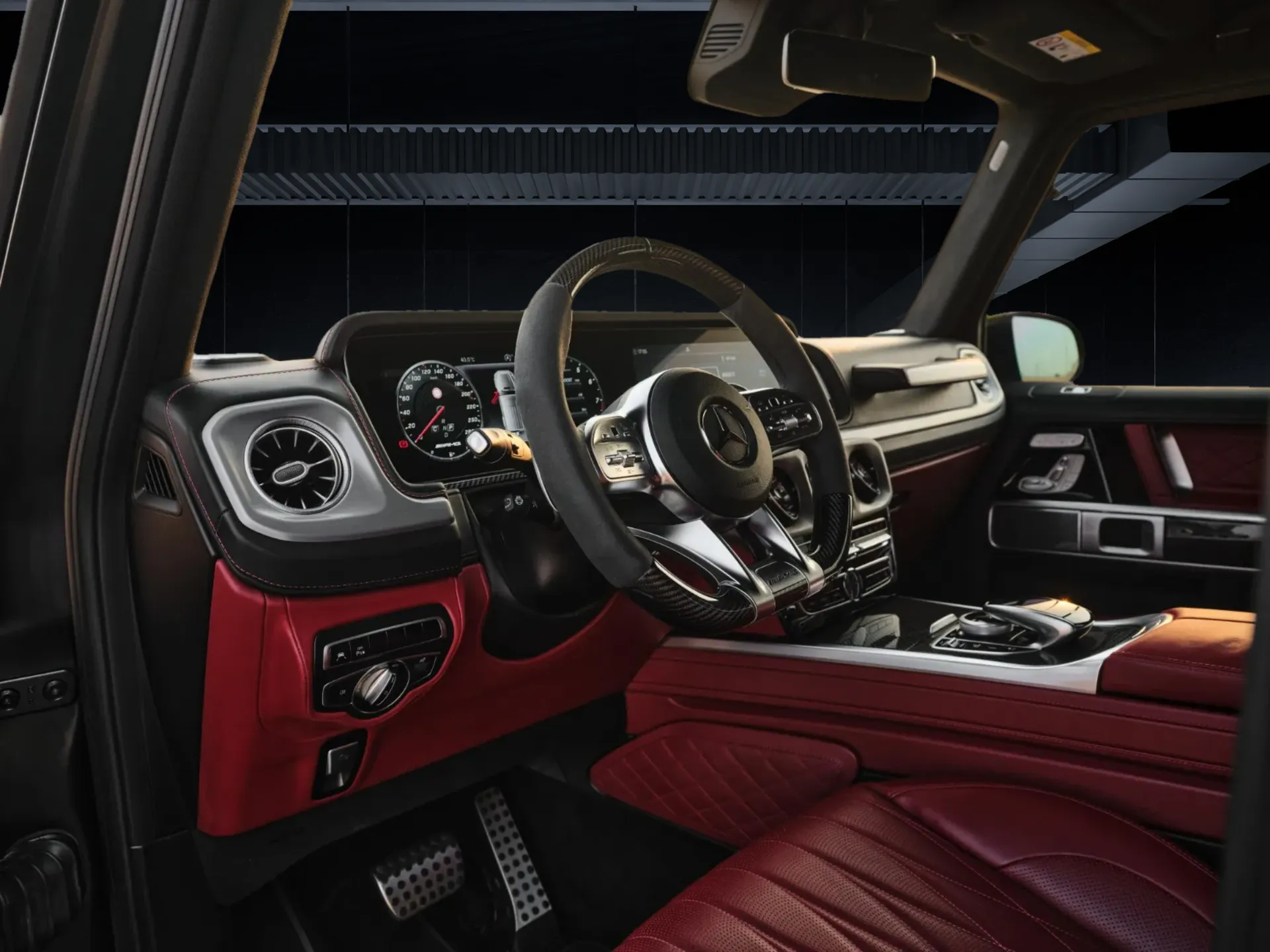 Mercedes-Benz AMG G63 - image 2